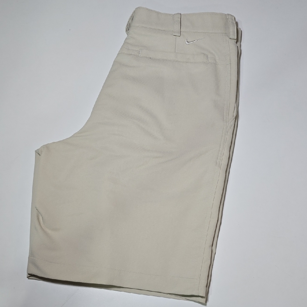 Nike Men's Athletic Shorts Beige